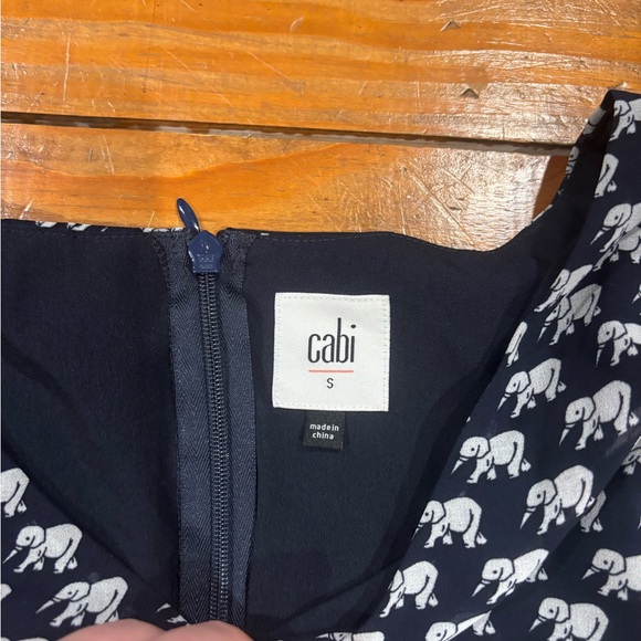 (1006) CABI BLOUSE NAVY - Picture 2 of 6